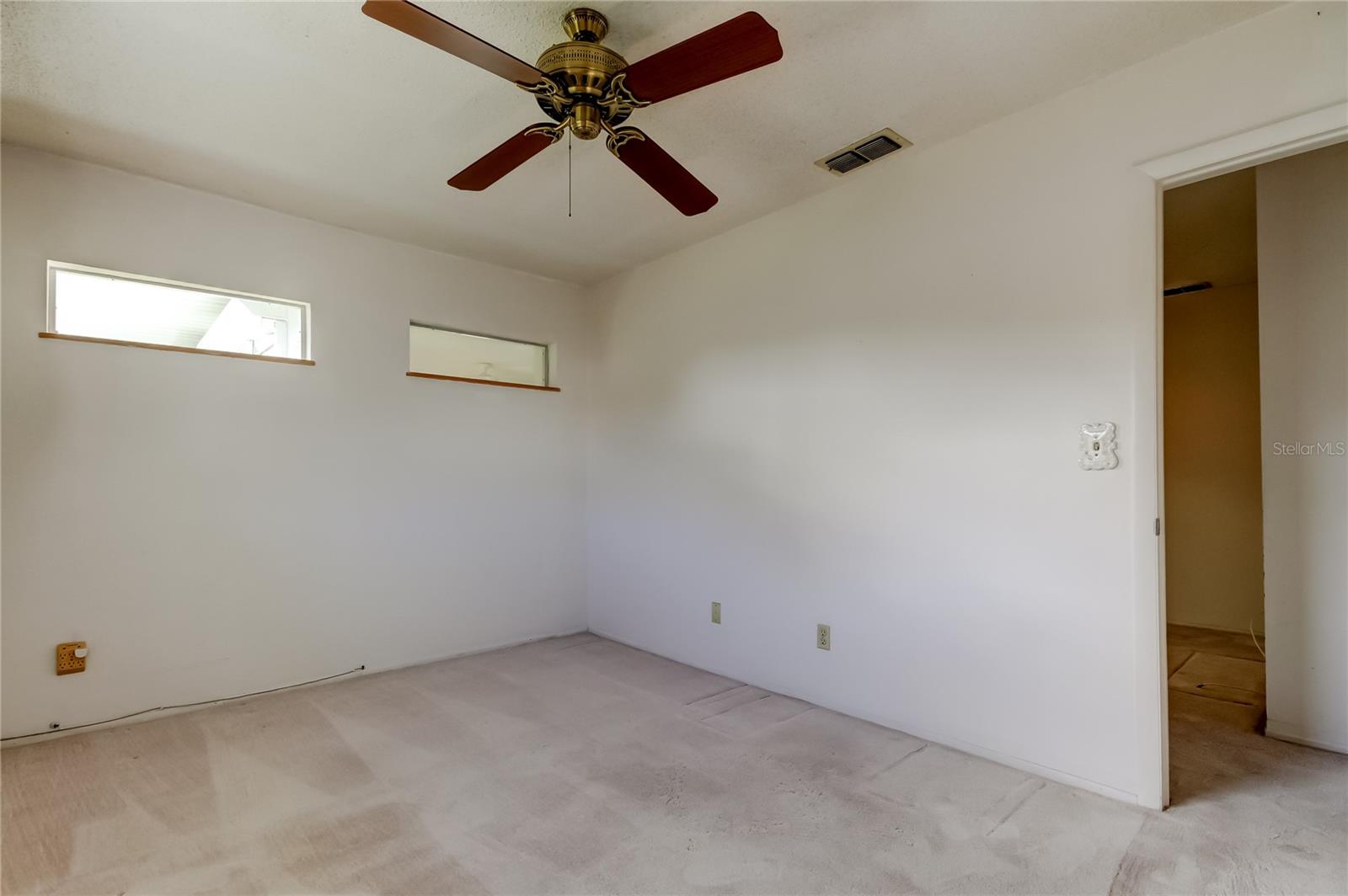 ANCHORAGE OF TARPON LAKE UNIT ONE THE - Residential