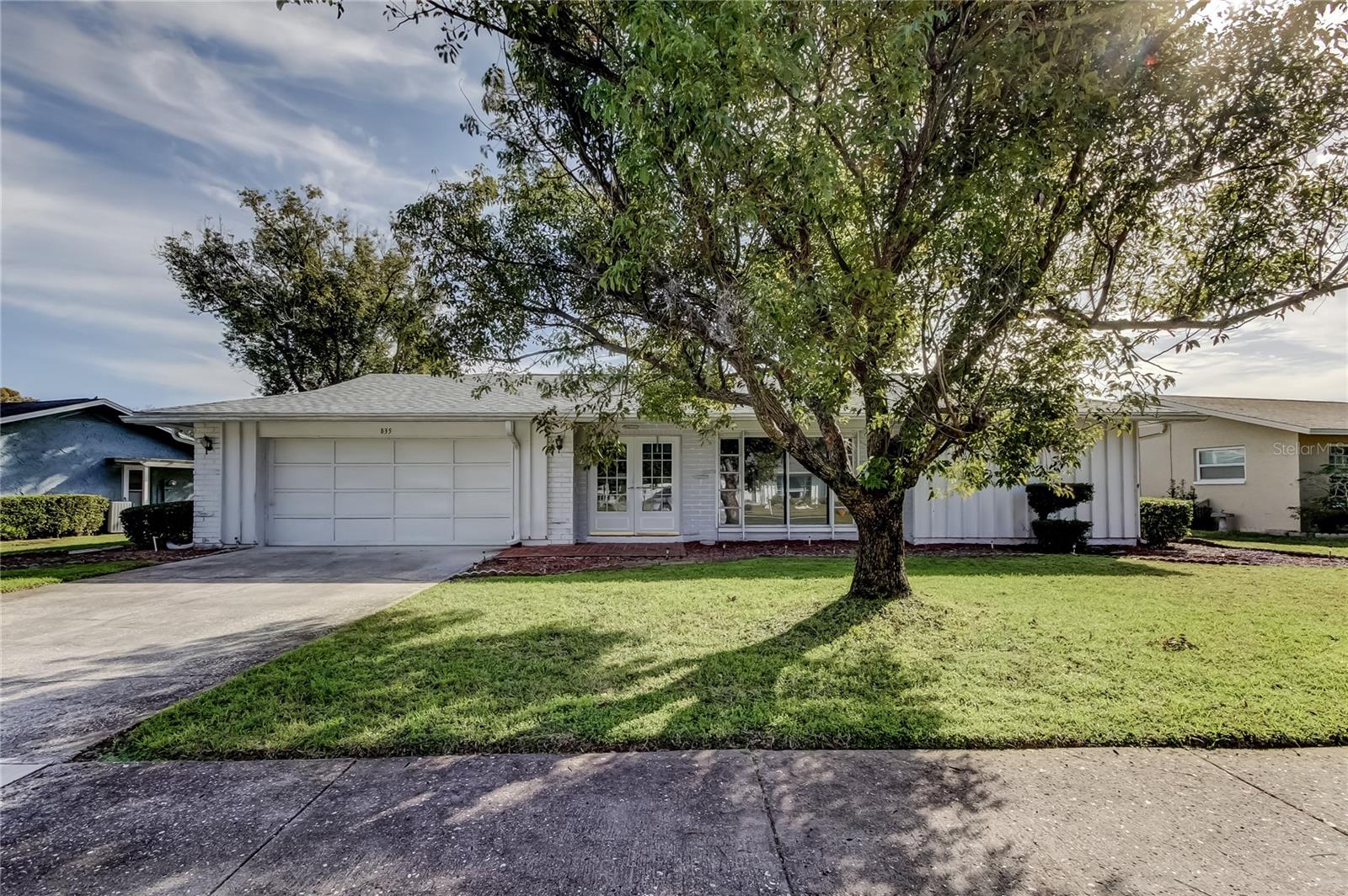 ANCHORAGE OF TARPON LAKE UNIT ONE THE - Residential