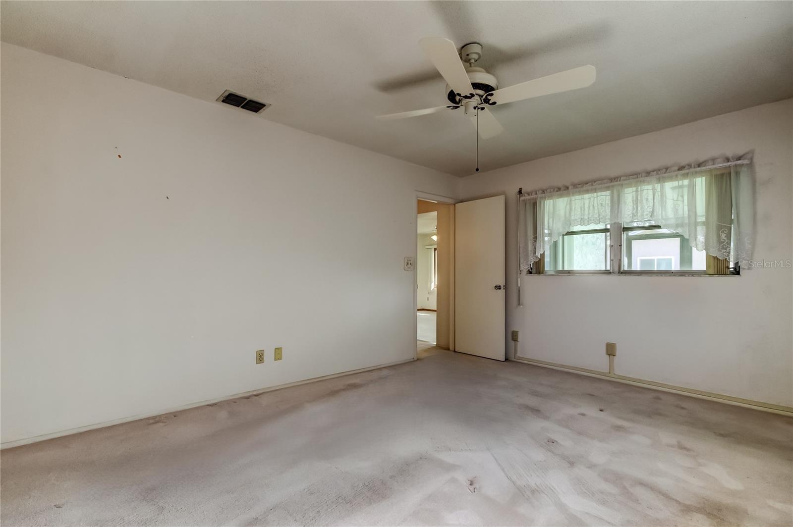 ANCHORAGE OF TARPON LAKE UNIT ONE THE - Residential