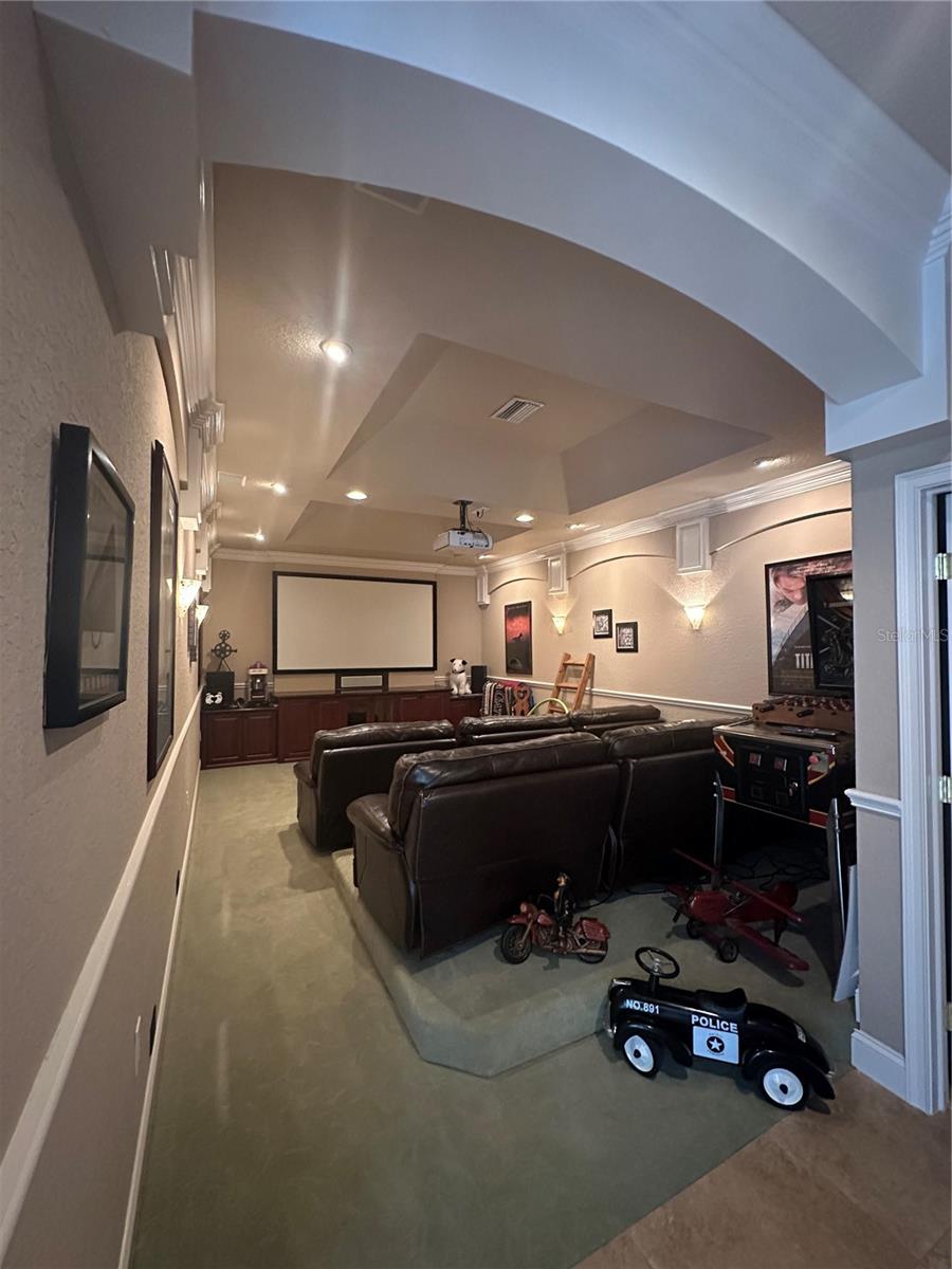 COUNTRY HILL FARMS - Residential