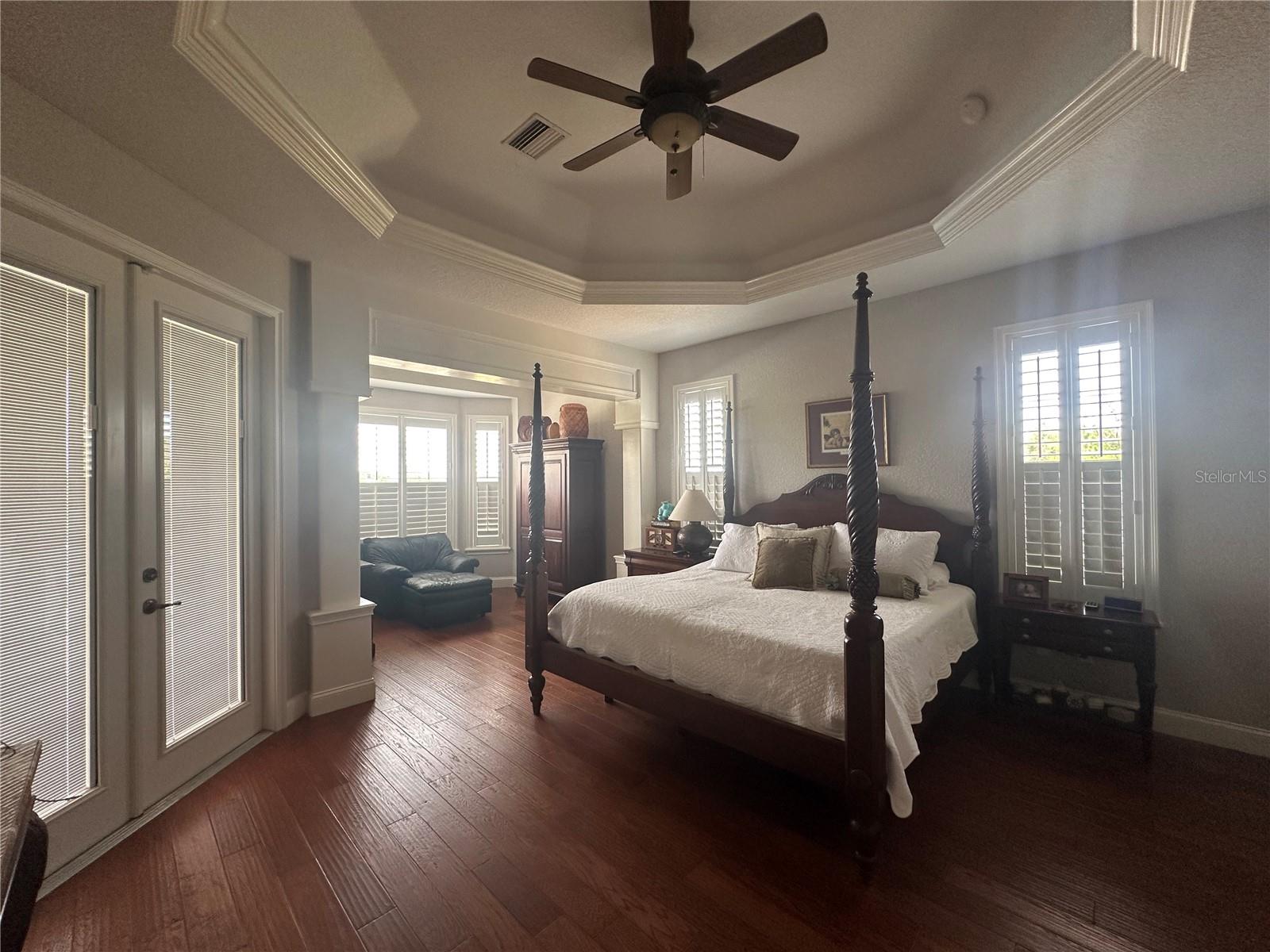 COUNTRY HILL FARMS - Residential