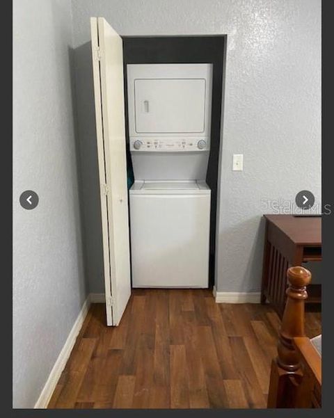 Tiny photo for 5526 SW 140th Avenue, Ocala, FL 34481 (MLS # OM711850)