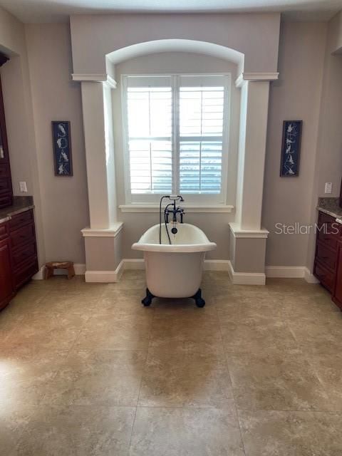 Tiny photo for 5526 SW 140th Avenue, Ocala, FL 34481 (MLS # OM711850)