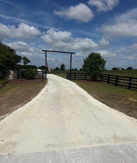 Tiny photo for 5526 SW 140th Avenue, Ocala, FL 34481 (MLS # OM711850)