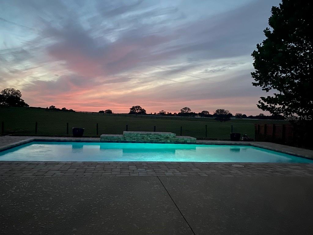 COUNTRY HILL FARMS - Residential