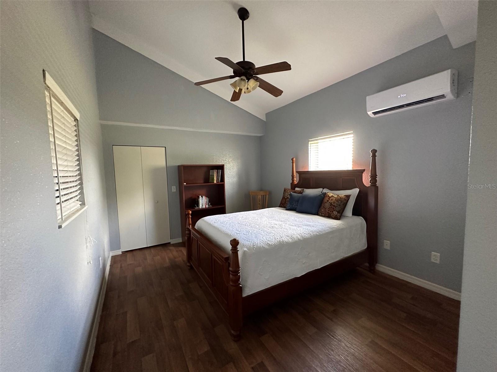 COUNTRY HILL FARMS - Residential
