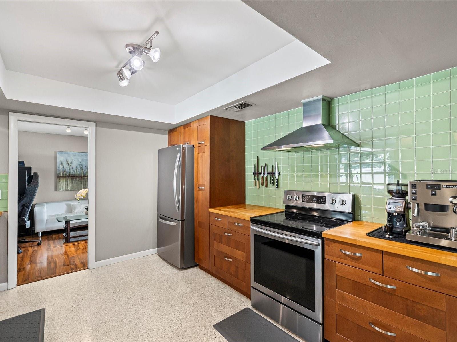 1090 MCFARLAND STREET