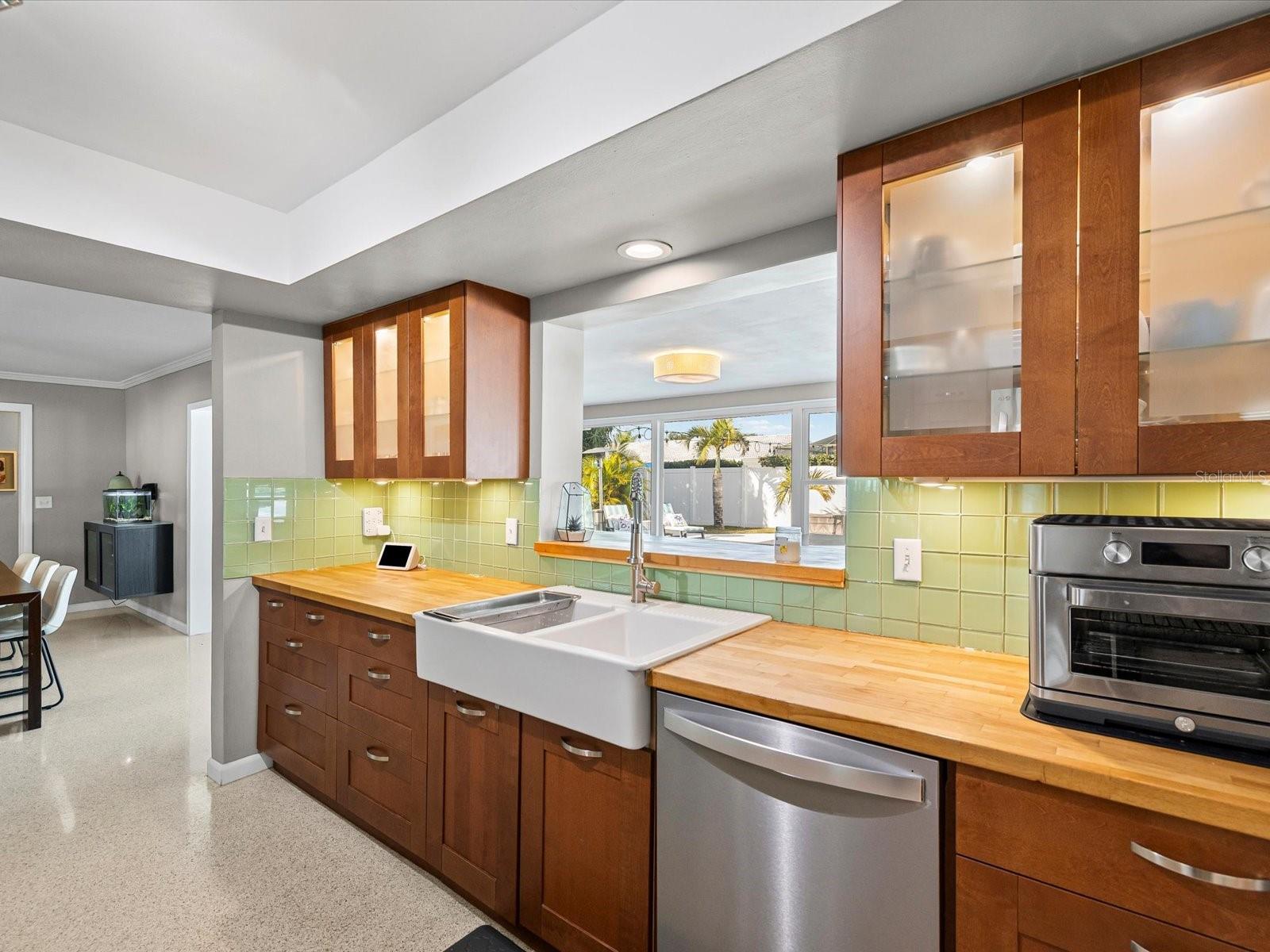 1090 MCFARLAND STREET