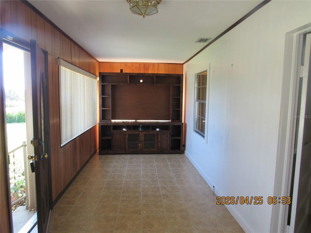 Photo of 791 E Montrose Street, Clermont, FL 34711 (MLS # G5111539)