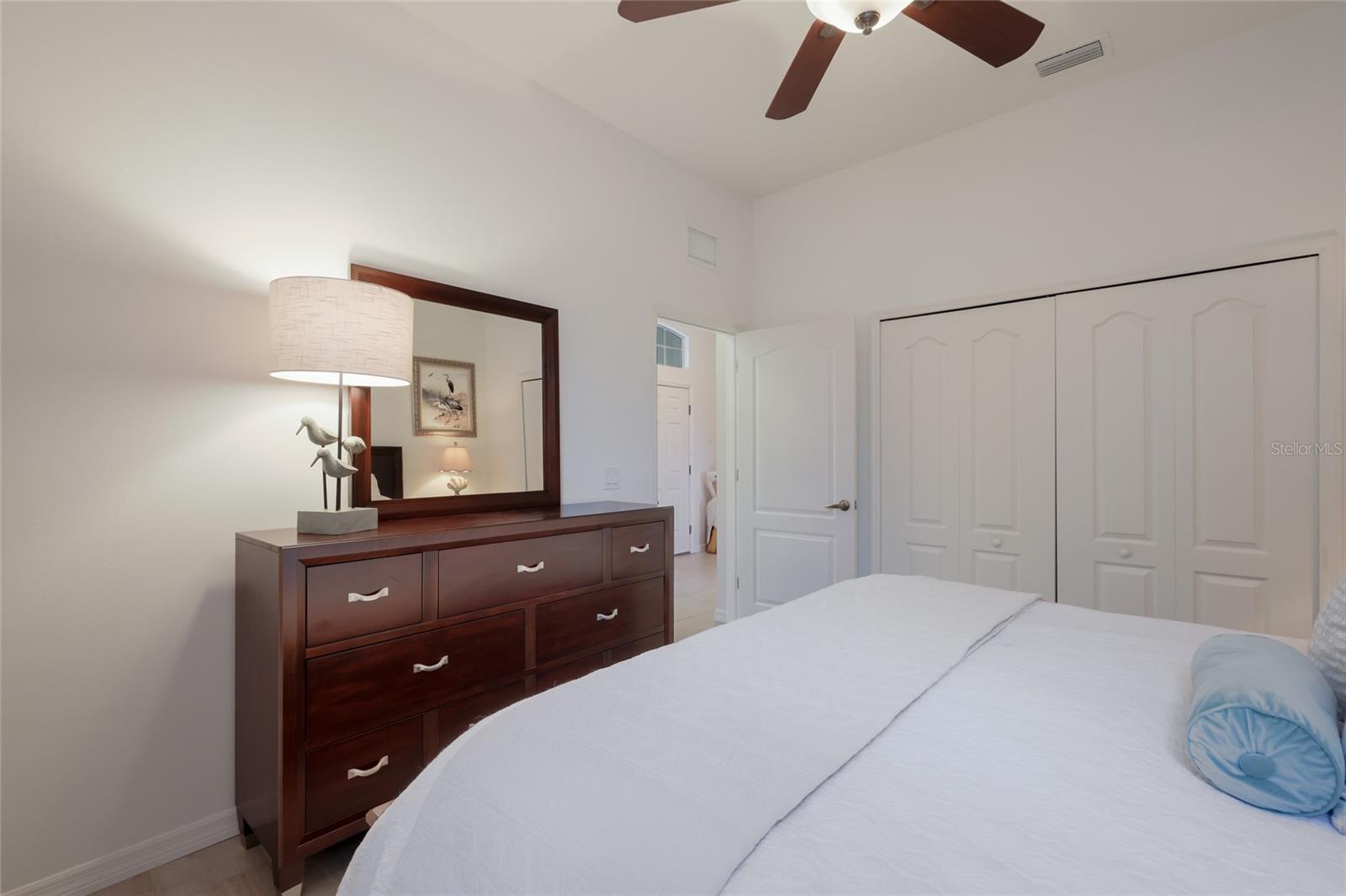 COUNTRY CLUB EAST AT LAKEWD RNCH QQ1 2B - Residential