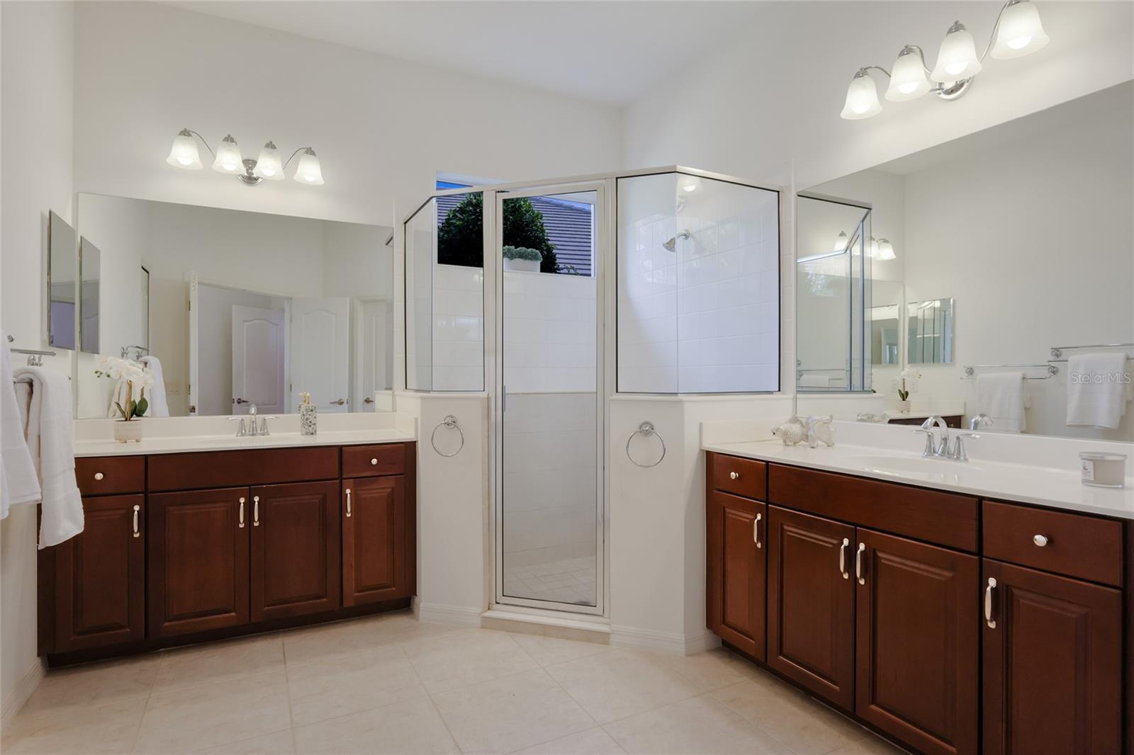 COUNTRY CLUB EAST AT LAKEWD RNCH QQ1 2B - Residential