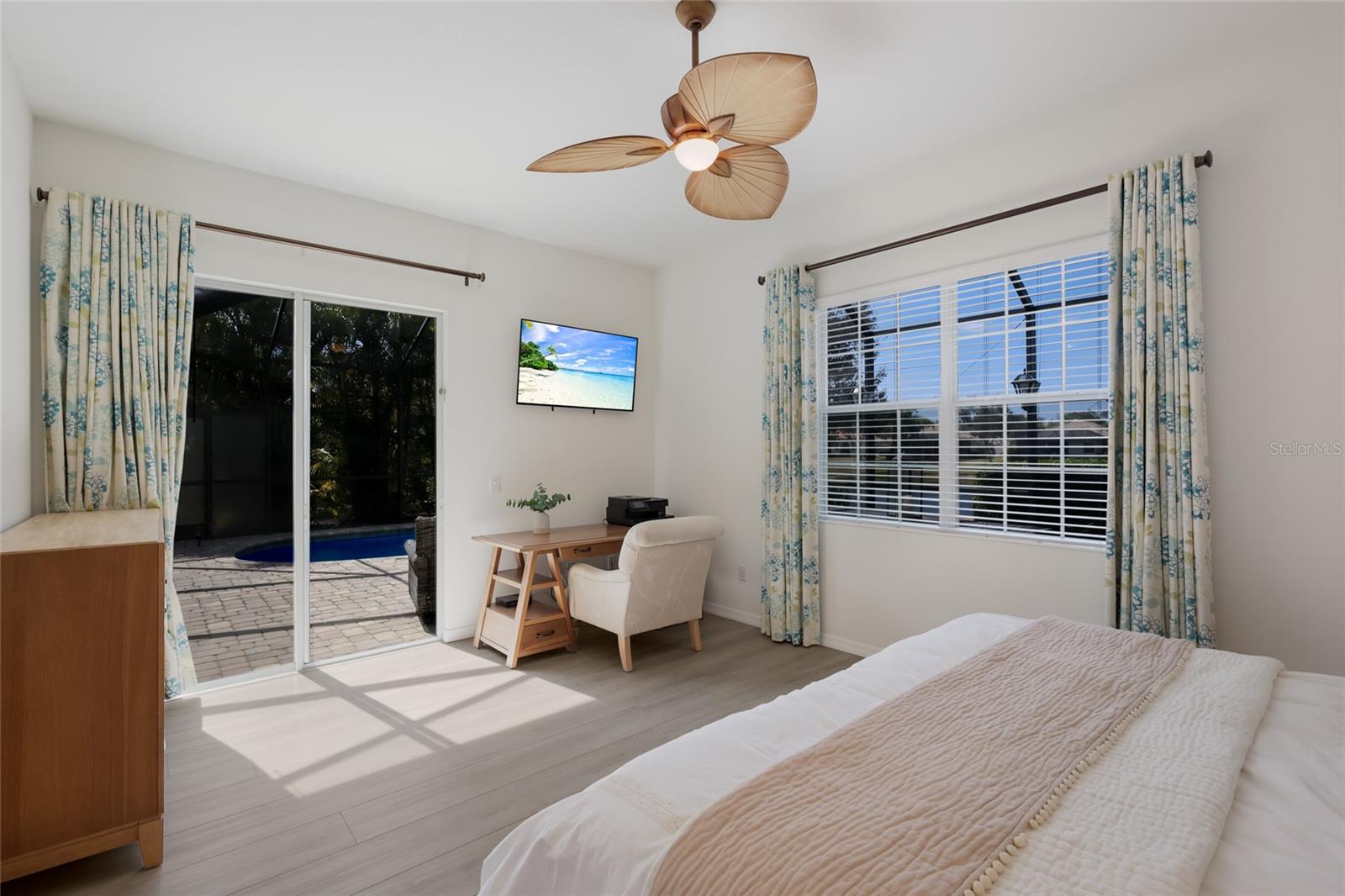 COUNTRY CLUB EAST AT LAKEWD RNCH QQ1 2B - Residential