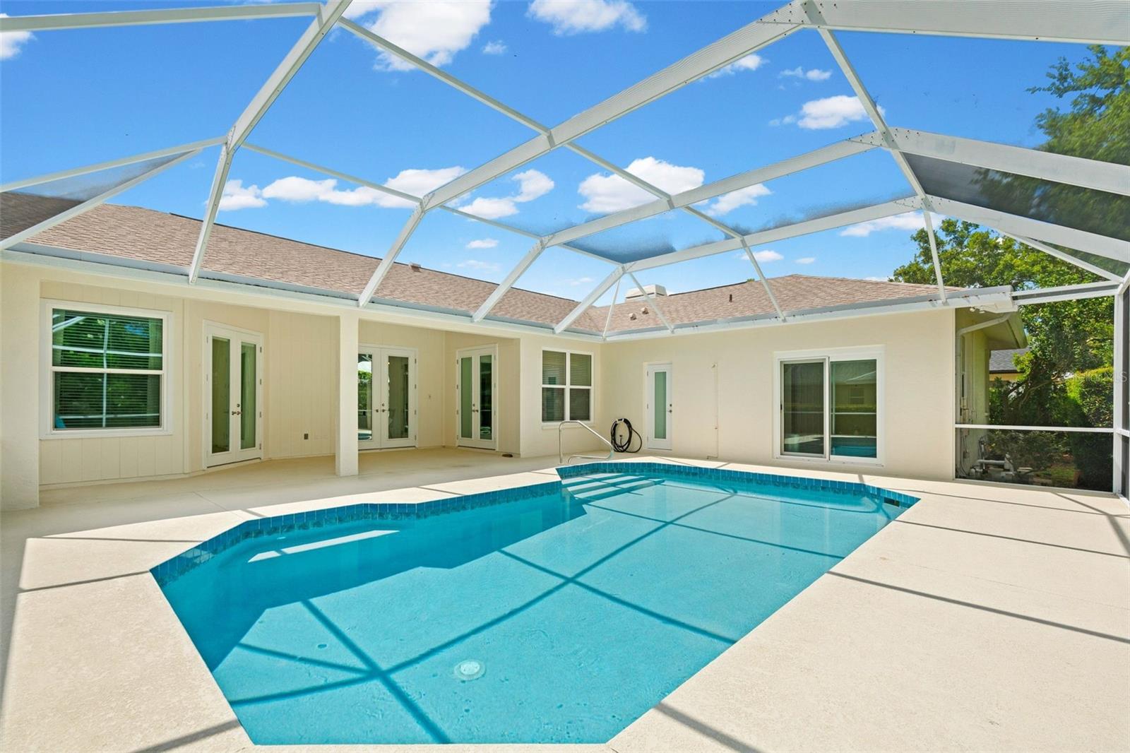 GREENFIELD - Residential