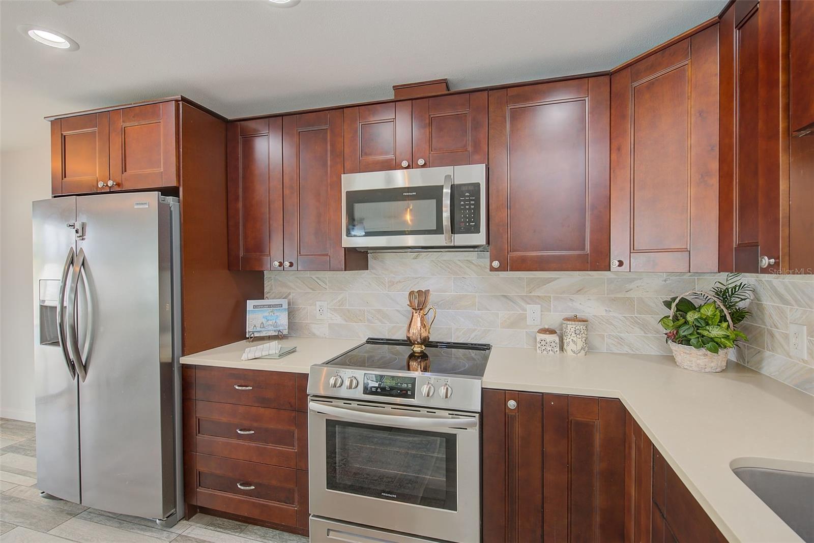 SUNNY BREEZE SUB - Residential