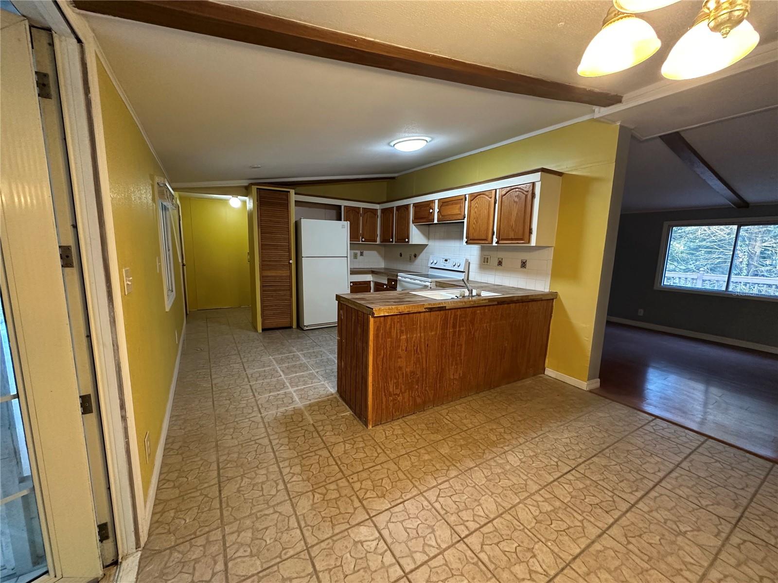 MAYFAIR GARDEN ACRES - Residential