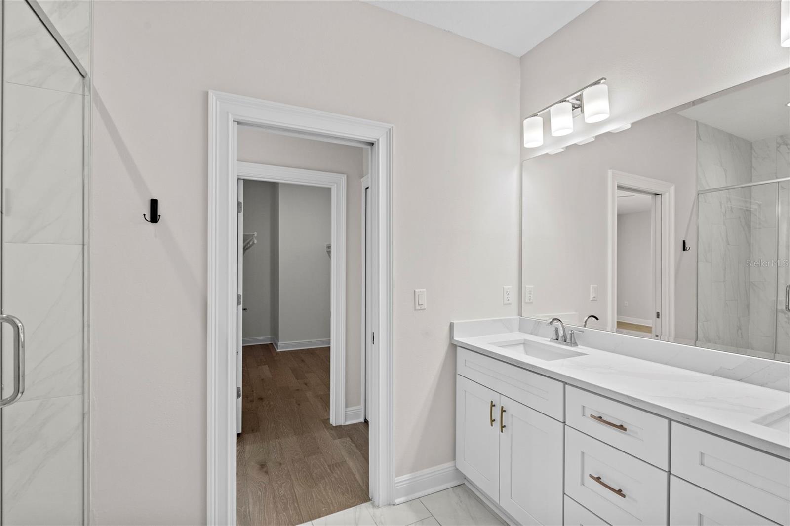 GARY PRICHER TWNHMS - Residential Lease