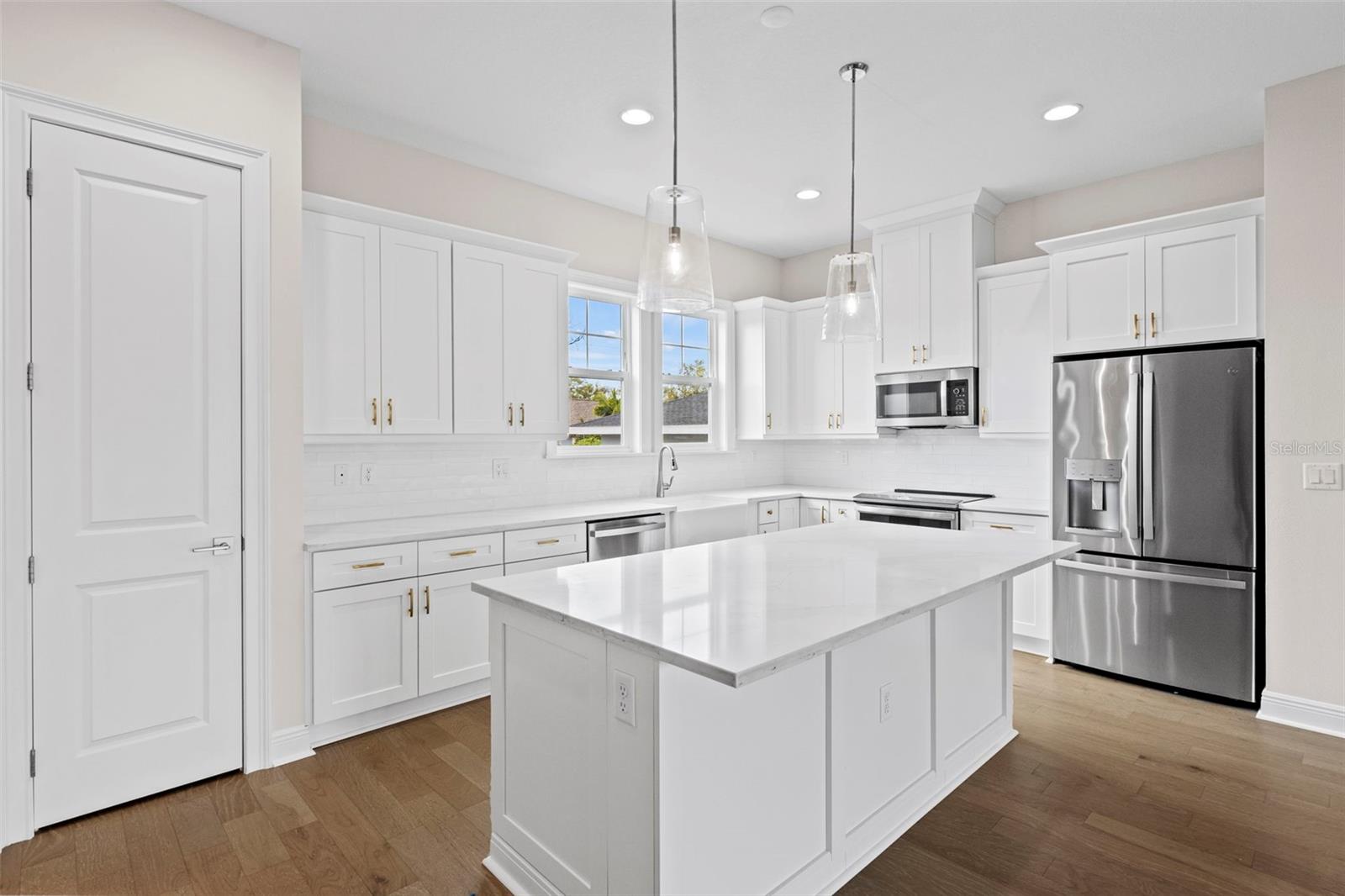 GARY PRICHER TWNHMS - Residential Lease