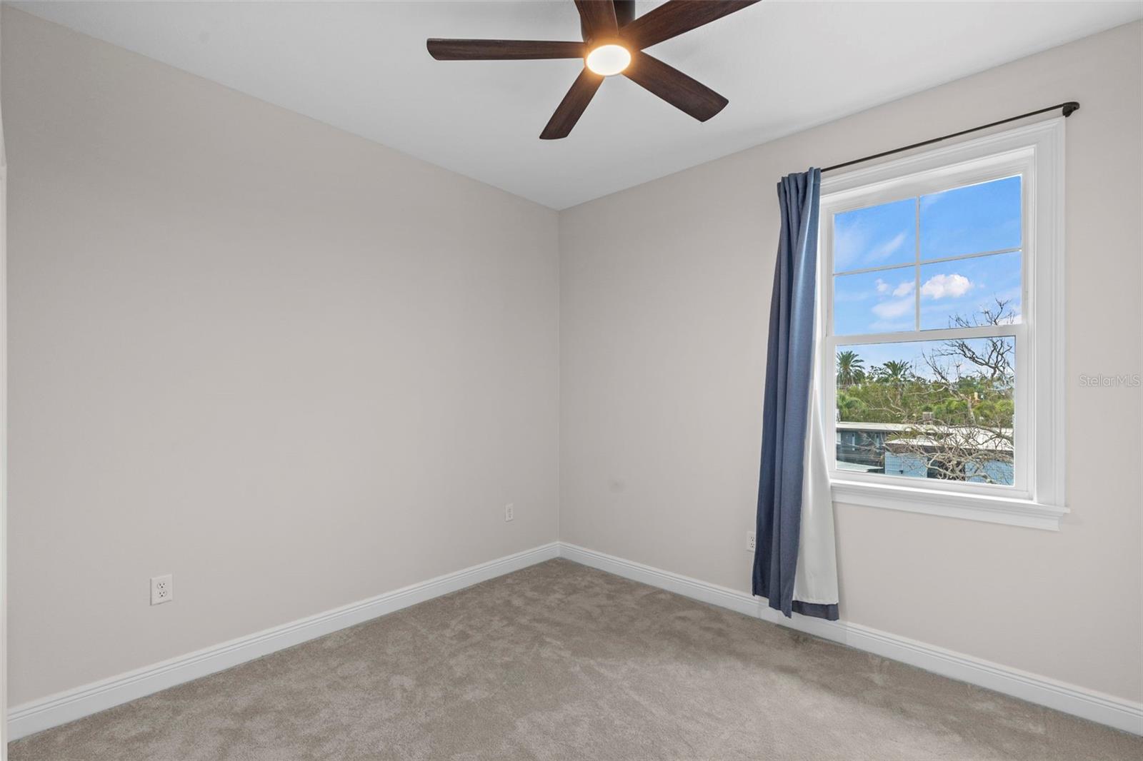 GARY PRICHER TWNHMS - Residential Lease