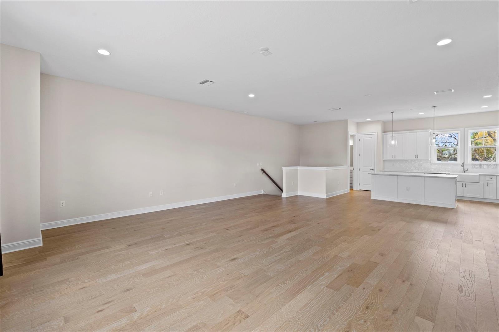 GARY PRICHER TWNHMS - Residential Lease