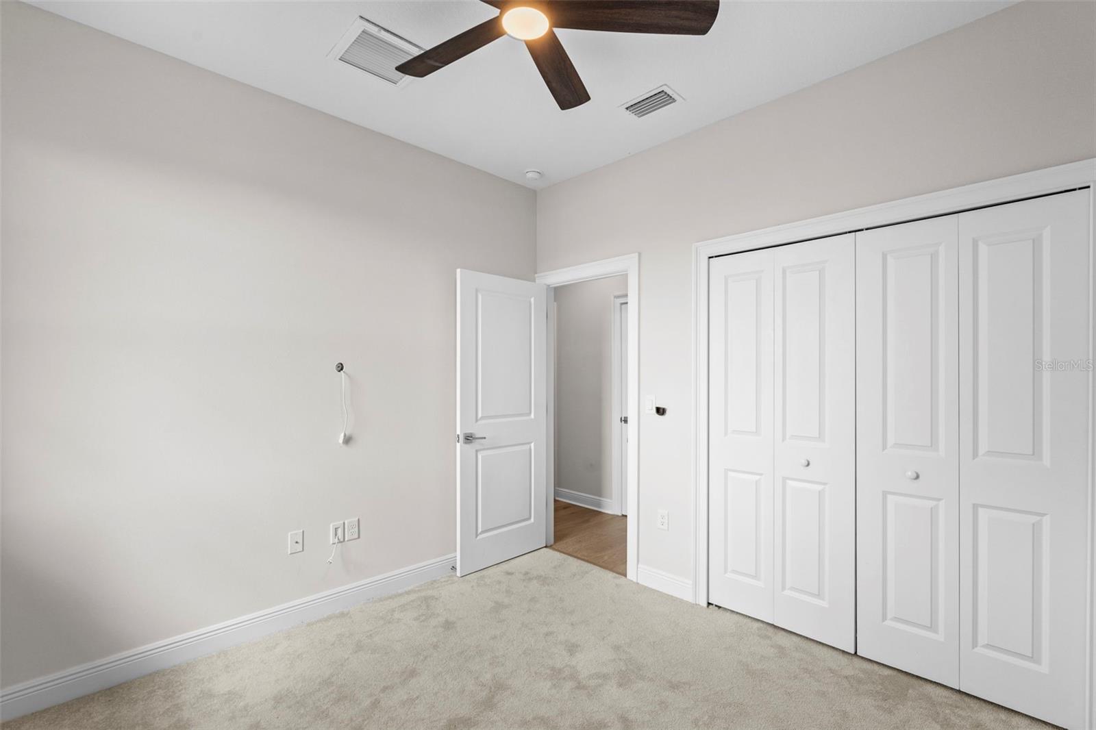 GARY PRICHER TWNHMS - Residential Lease