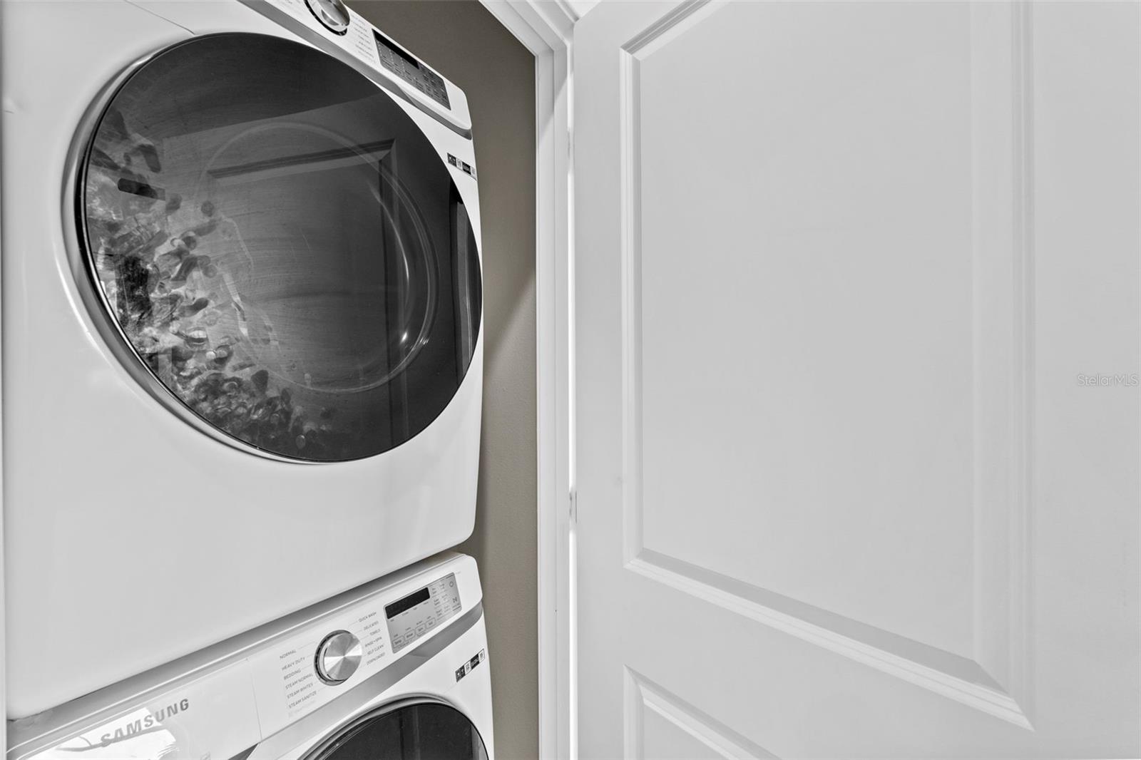 GARY PRICHER TWNHMS - Residential Lease