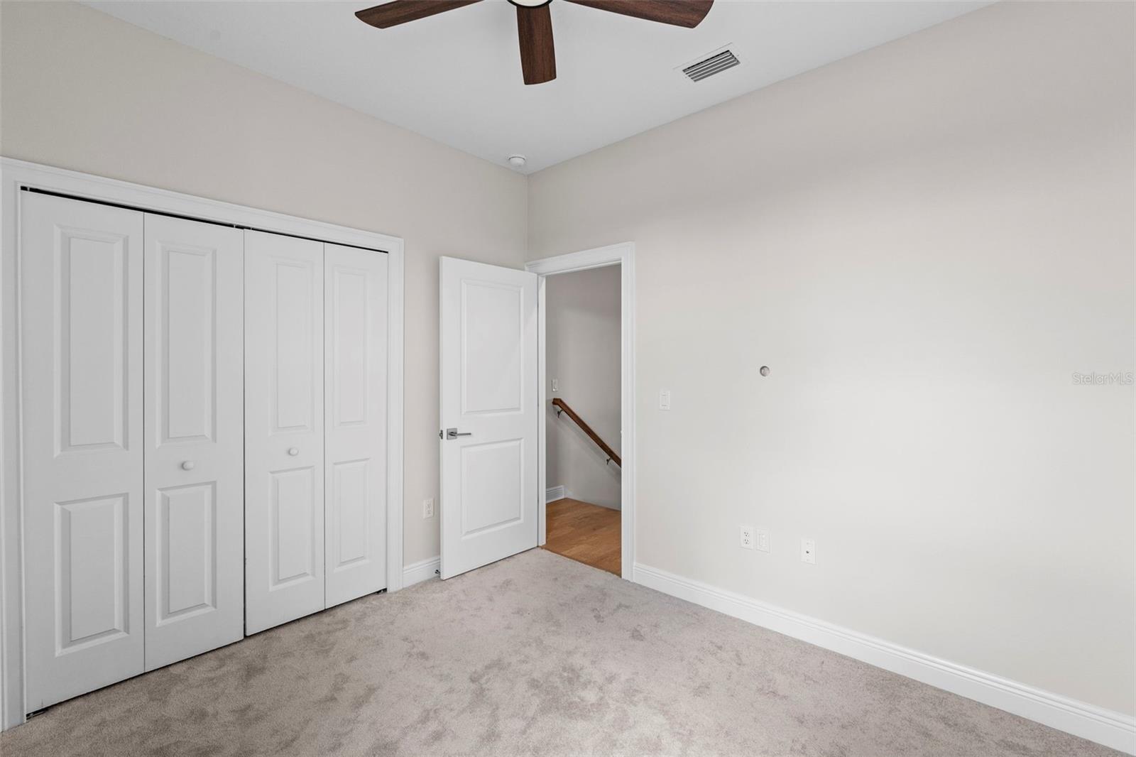 GARY PRICHER TWNHMS - Residential Lease