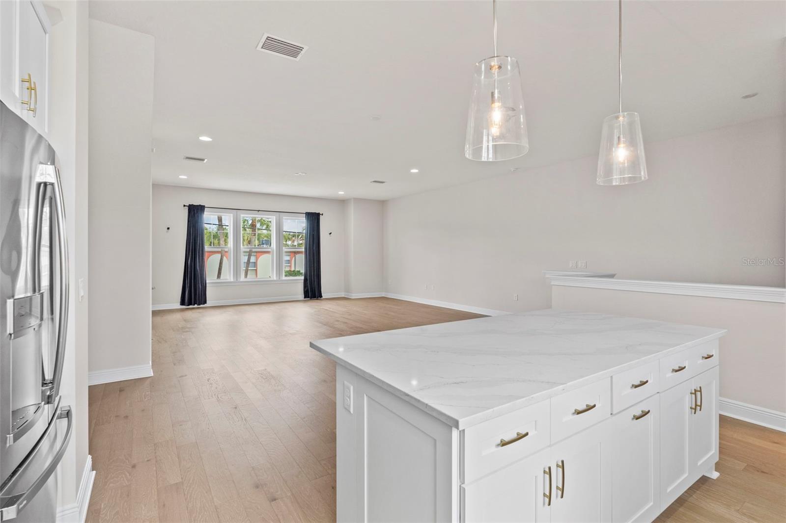 GARY PRICHER TWNHMS - Residential Lease