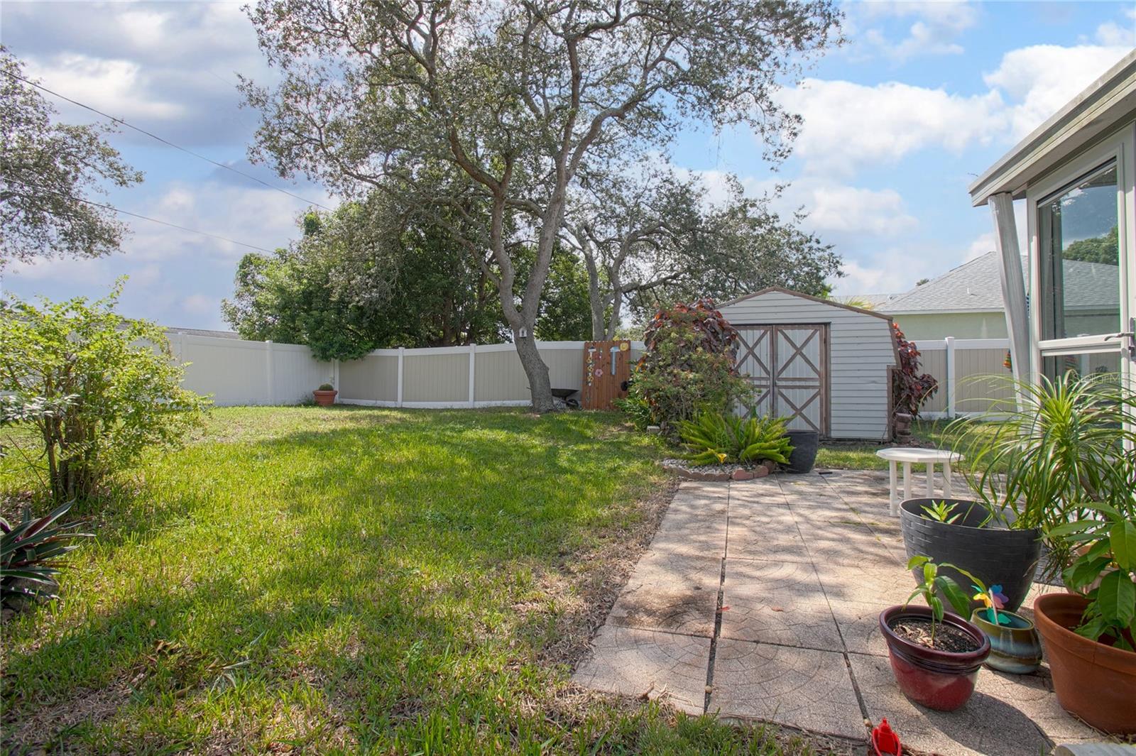 DELTONA LAKES UNIT 03 - Residential