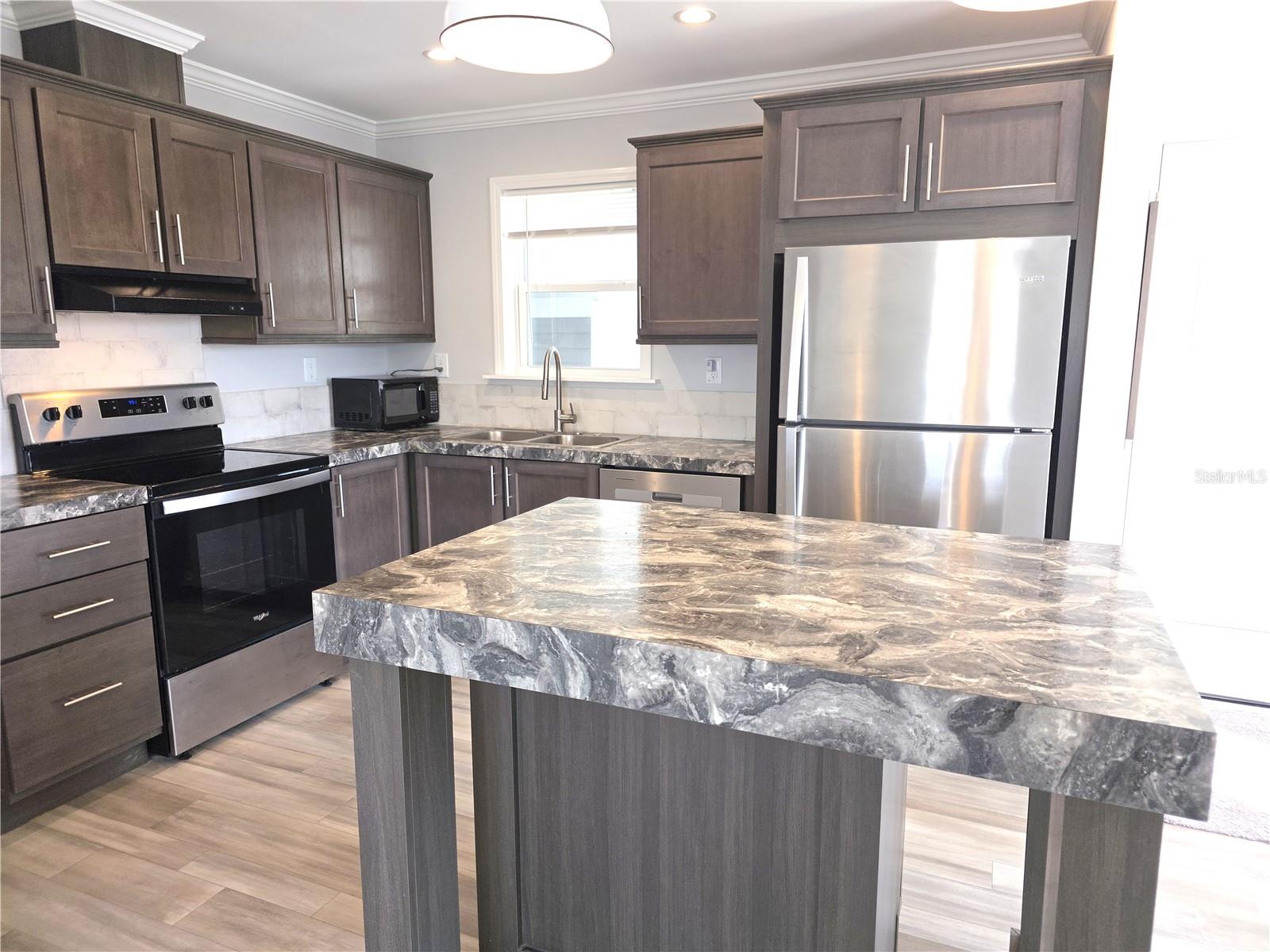 HARBOR COVE - Residential