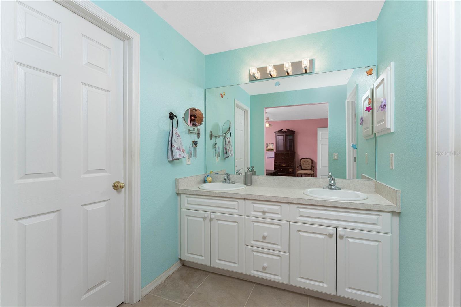 PUNTA GORDA ISLES SEC 20 - Residential