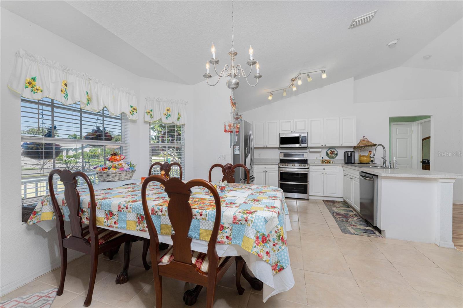 PUNTA GORDA ISLES SEC 20 - Residential
