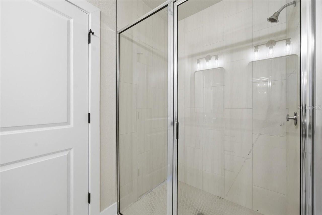 ROYAL HIGHLANDS UNIT 8 - Residential