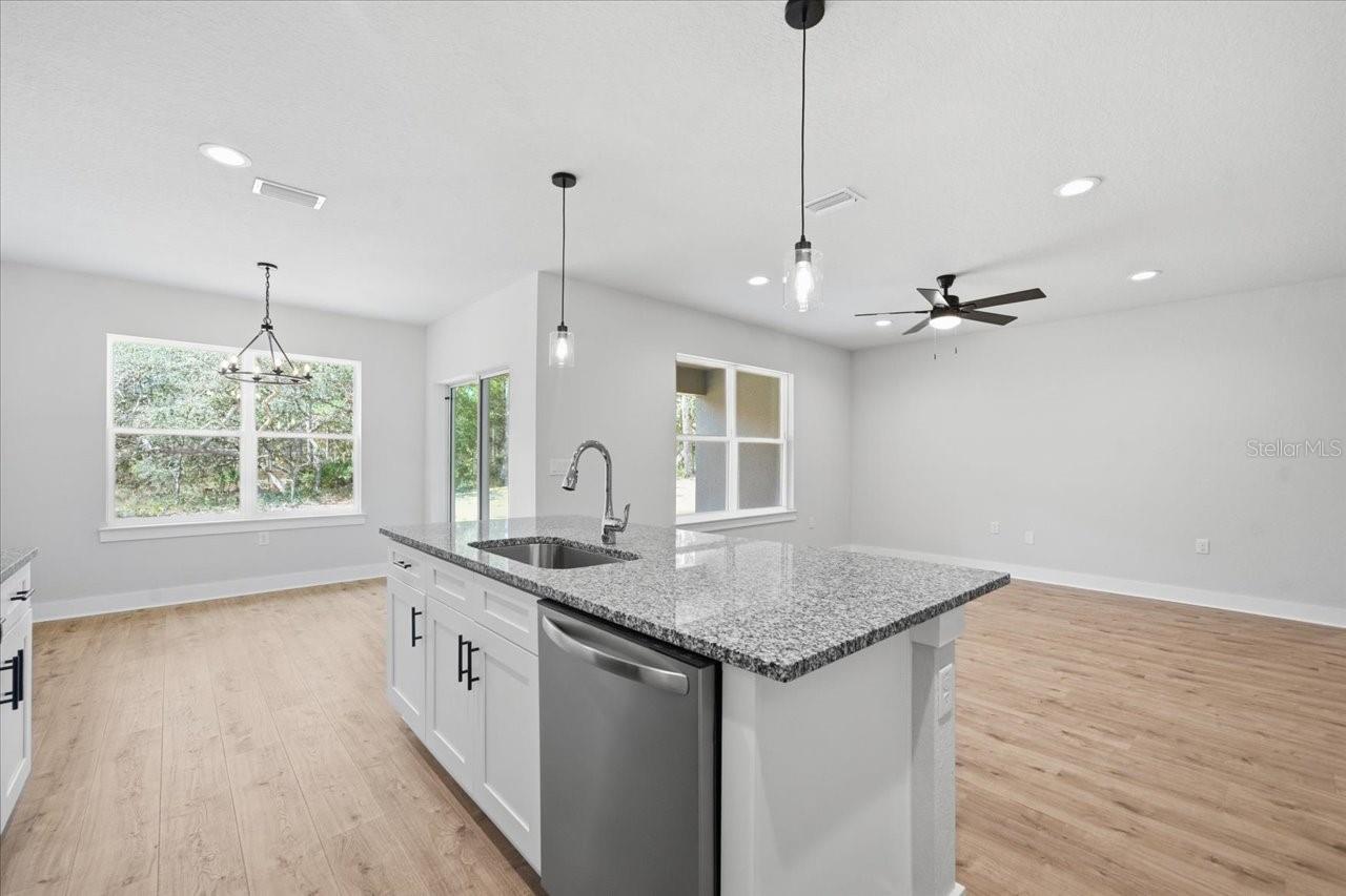 ROYAL HIGHLANDS UNIT 8 - Residential