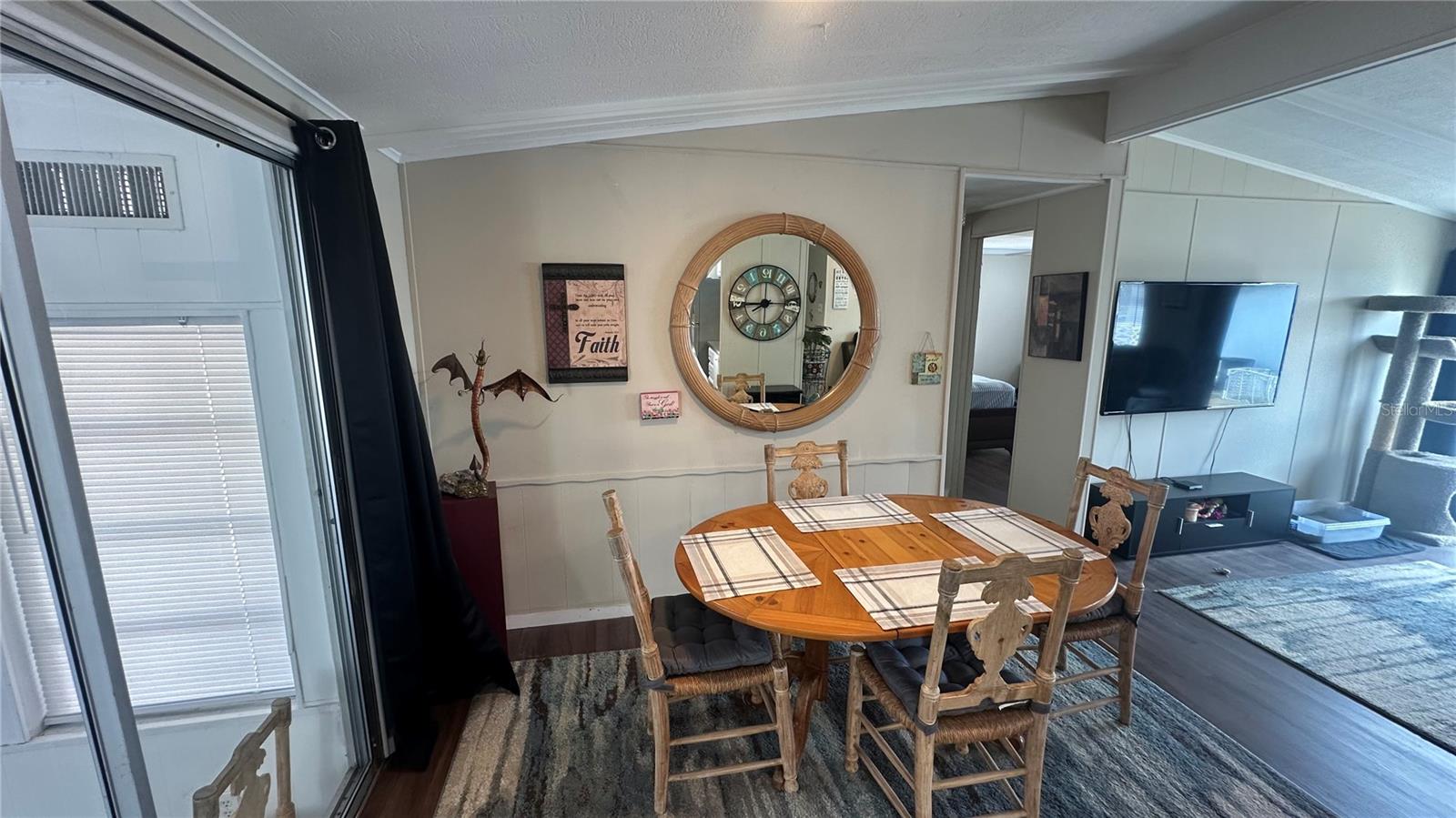 SHADOW BROOK MOBILE HOME - Residential