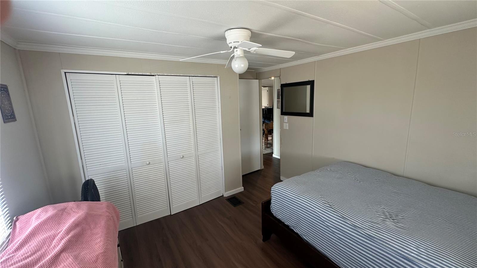 SHADOW BROOK MOBILE HOME - Residential