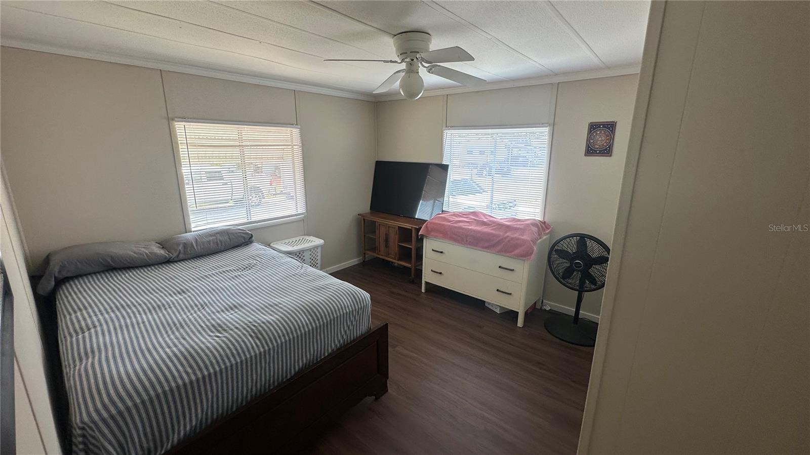 SHADOW BROOK MOBILE HOME - Residential