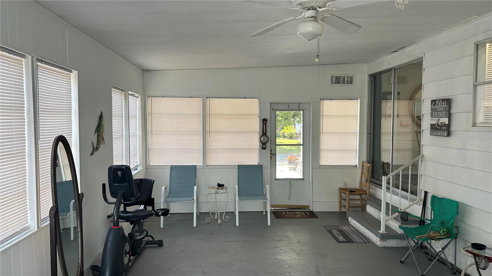 SHADOW BROOK MOBILE HOME - Residential