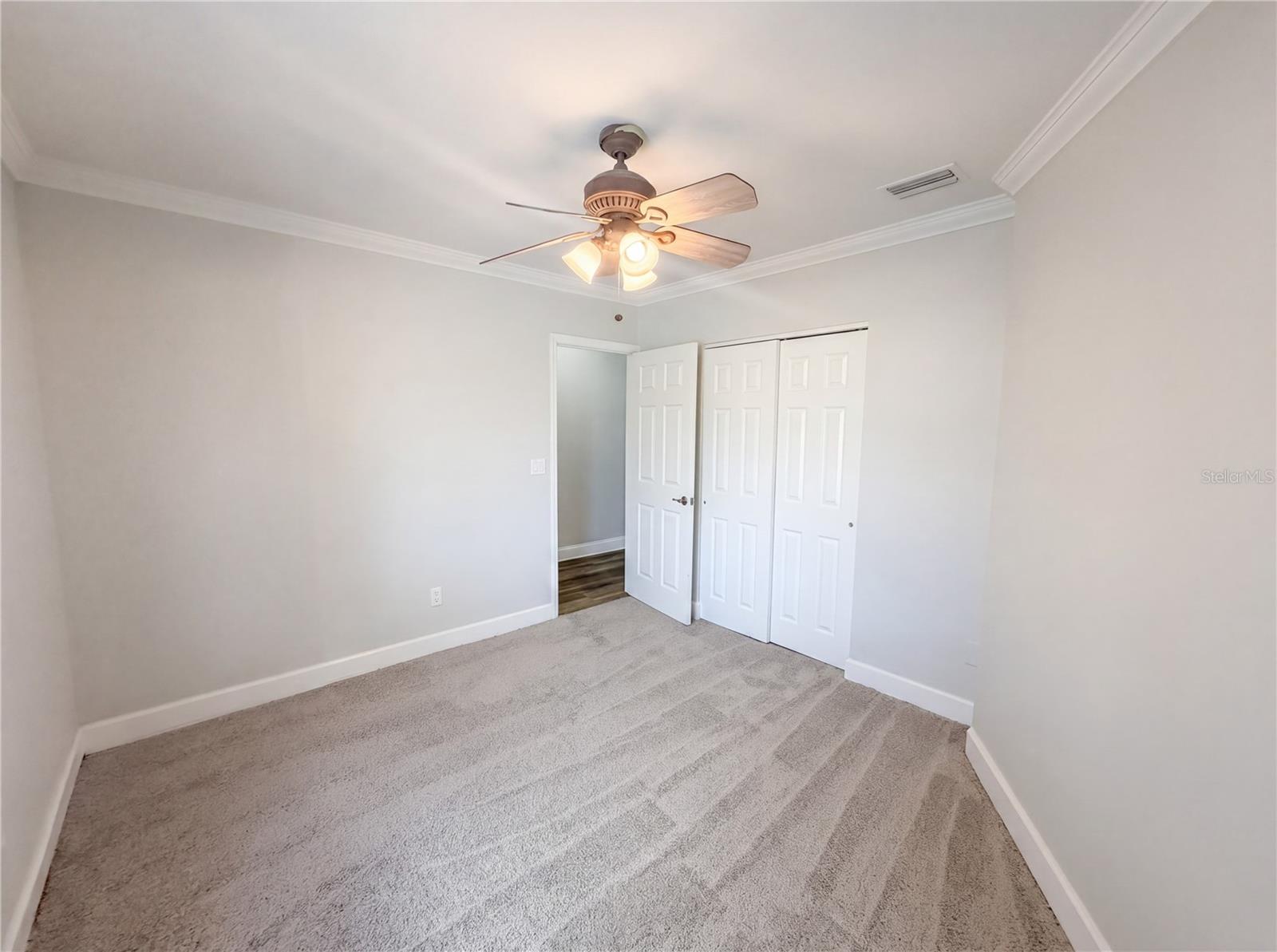 EXECUTIVE ESTATES - Residential