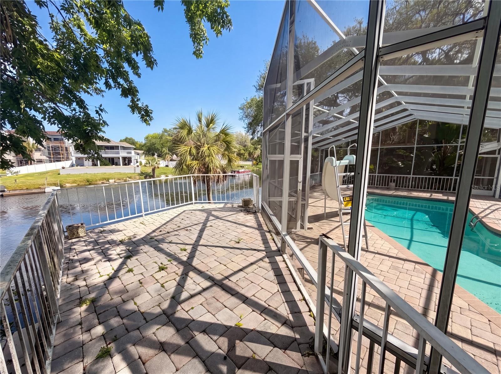 EXECUTIVE ESTATES - Residential