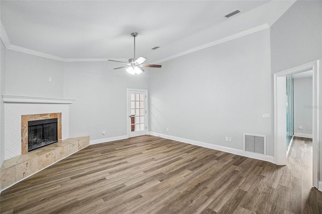Photo of 5609 Executive Drive, New Port Richey, FL 34652 (MLS # O6399373)