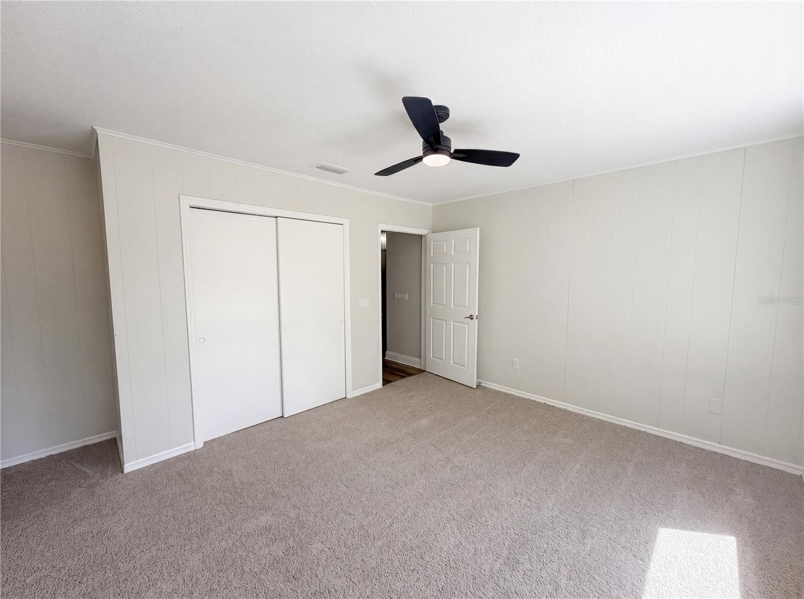 EXECUTIVE ESTATES - Residential