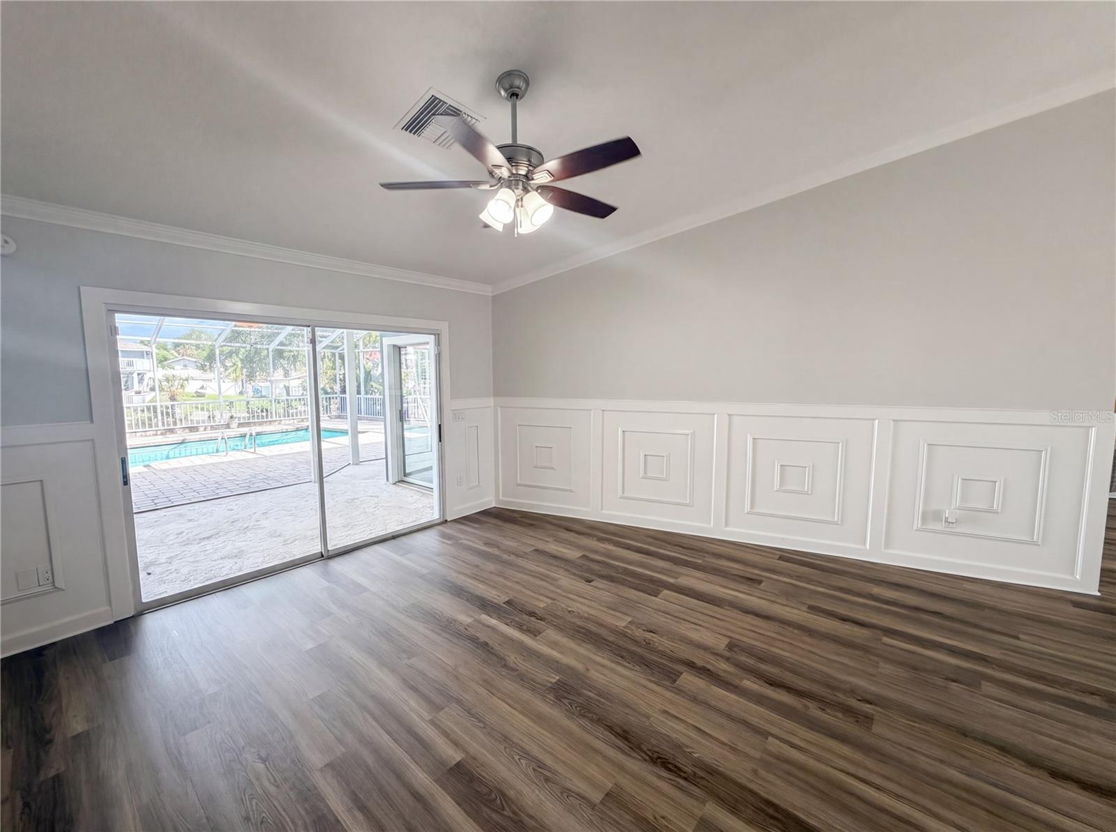 EXECUTIVE ESTATES - Residential