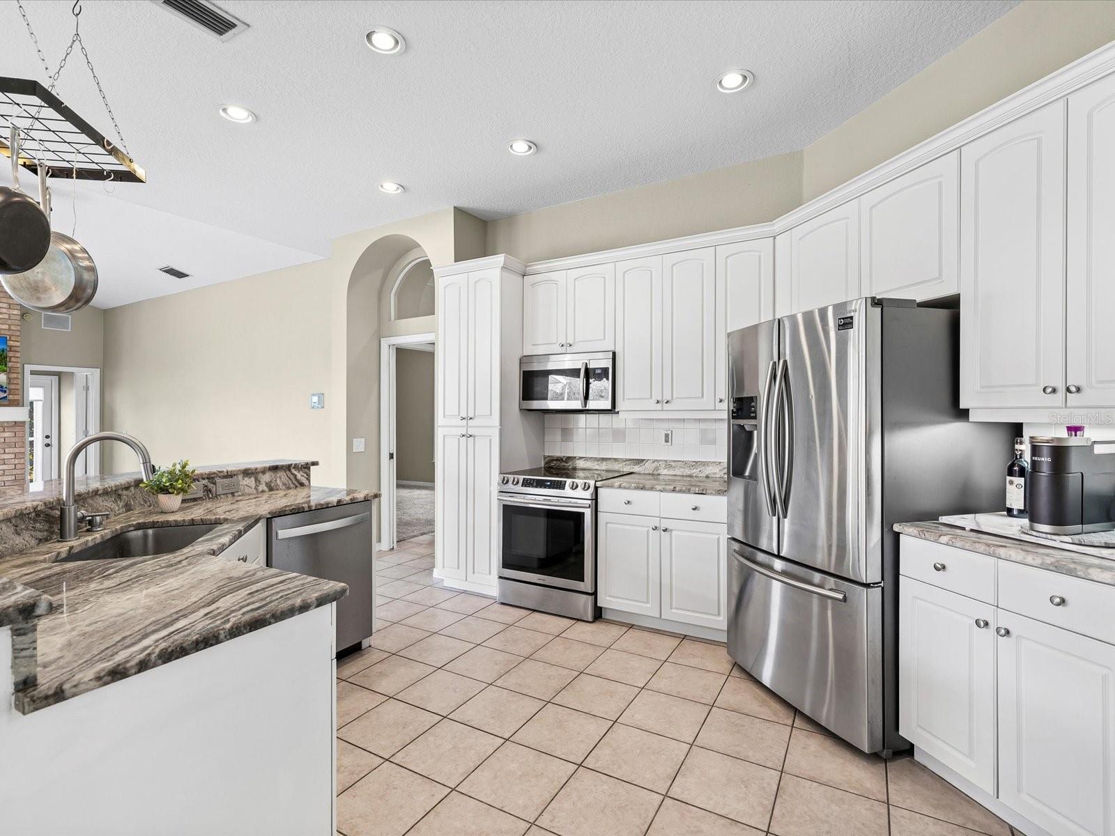 JUNIPER BAY PH 3 - Residential