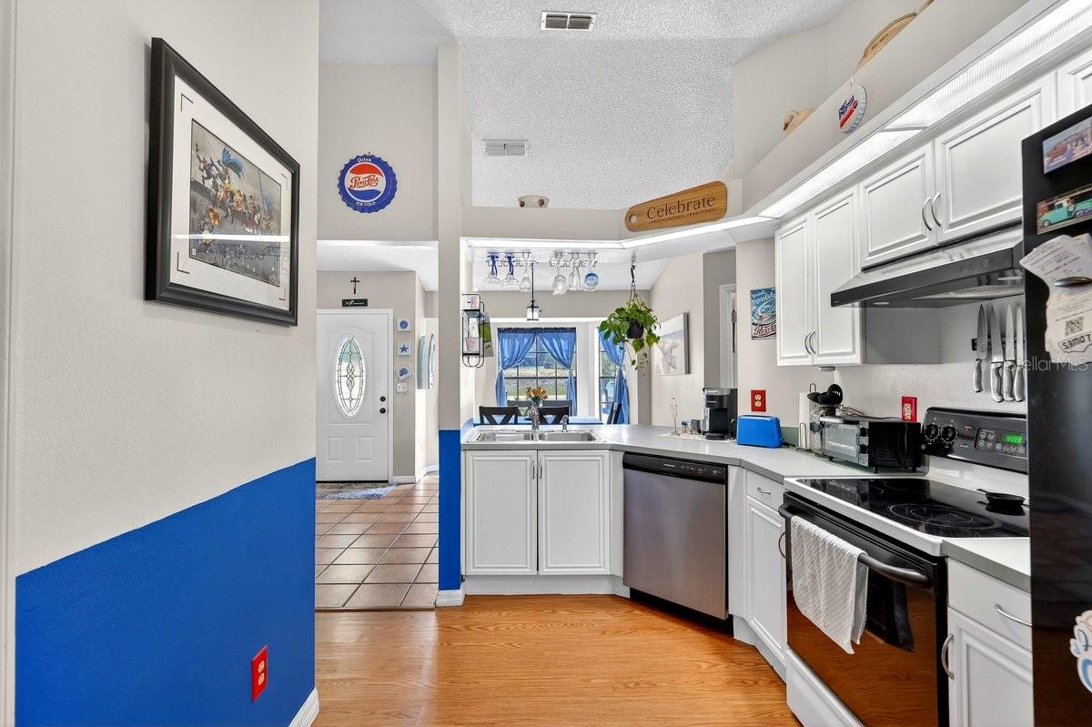 DELTONA LAKES UNIT 35 - Residential