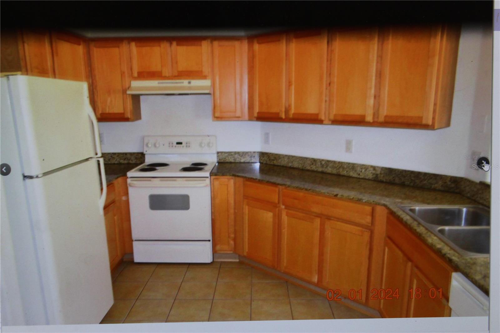 GRAND OAKS PH 03 - Residential Lease