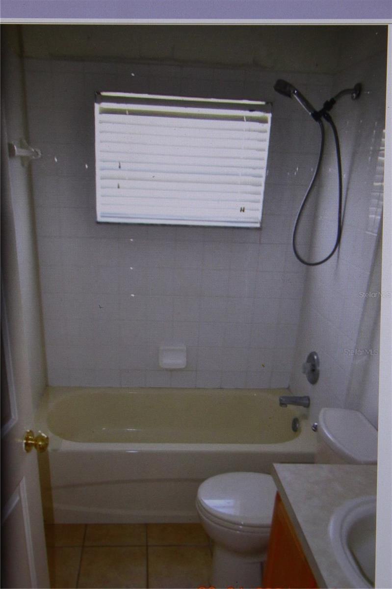 GRAND OAKS PH 03 - Residential Lease