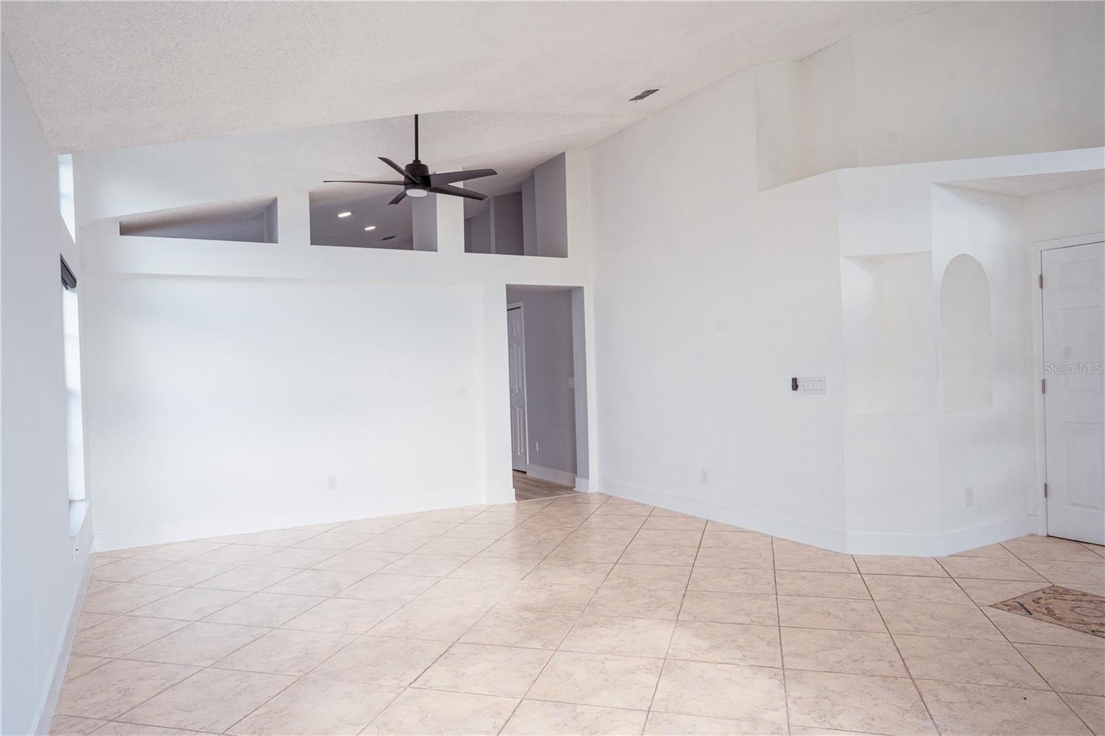 2319 ISLAND CLUB WAY