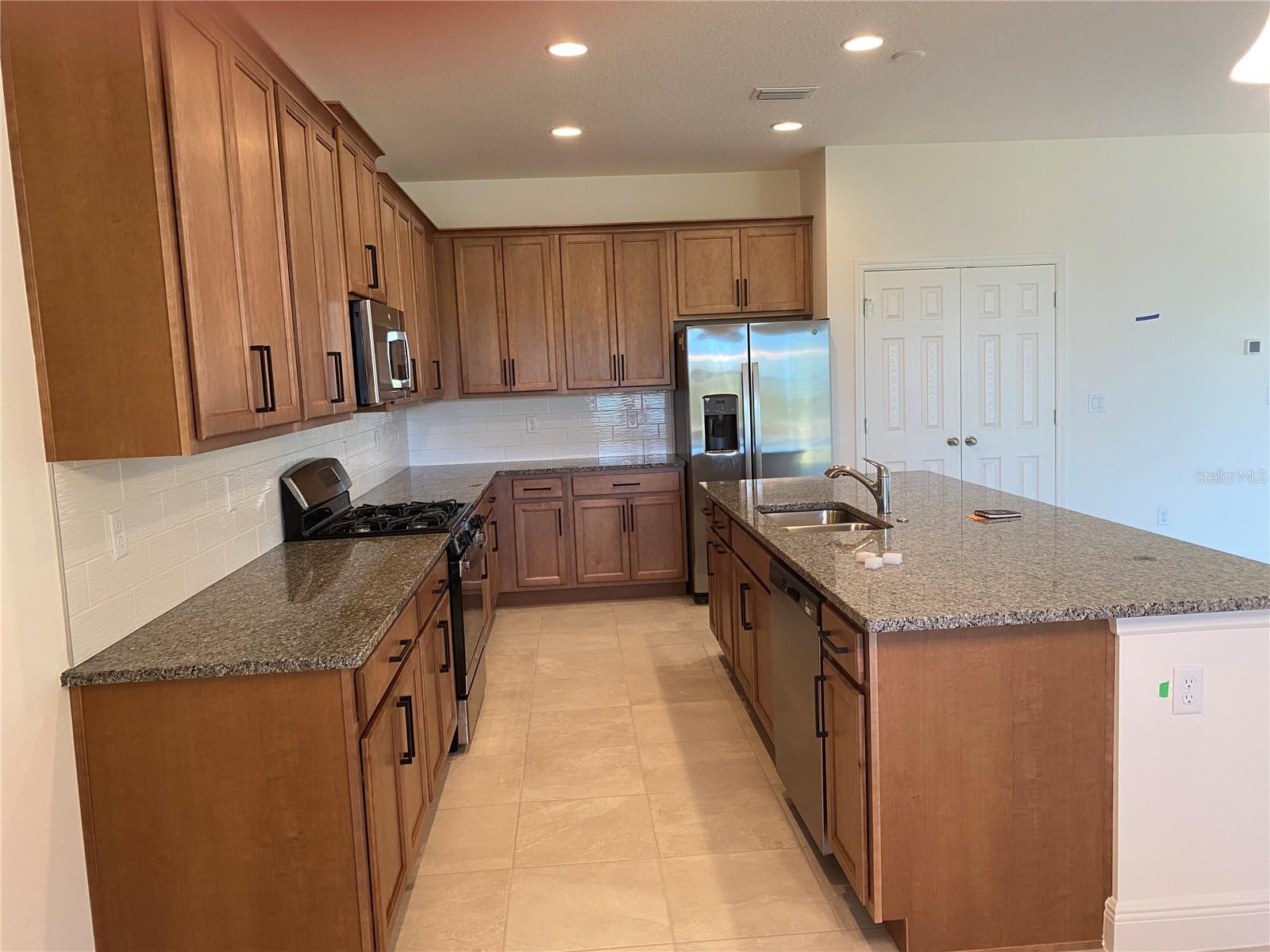 BARGROVE PH I - Residential Lease