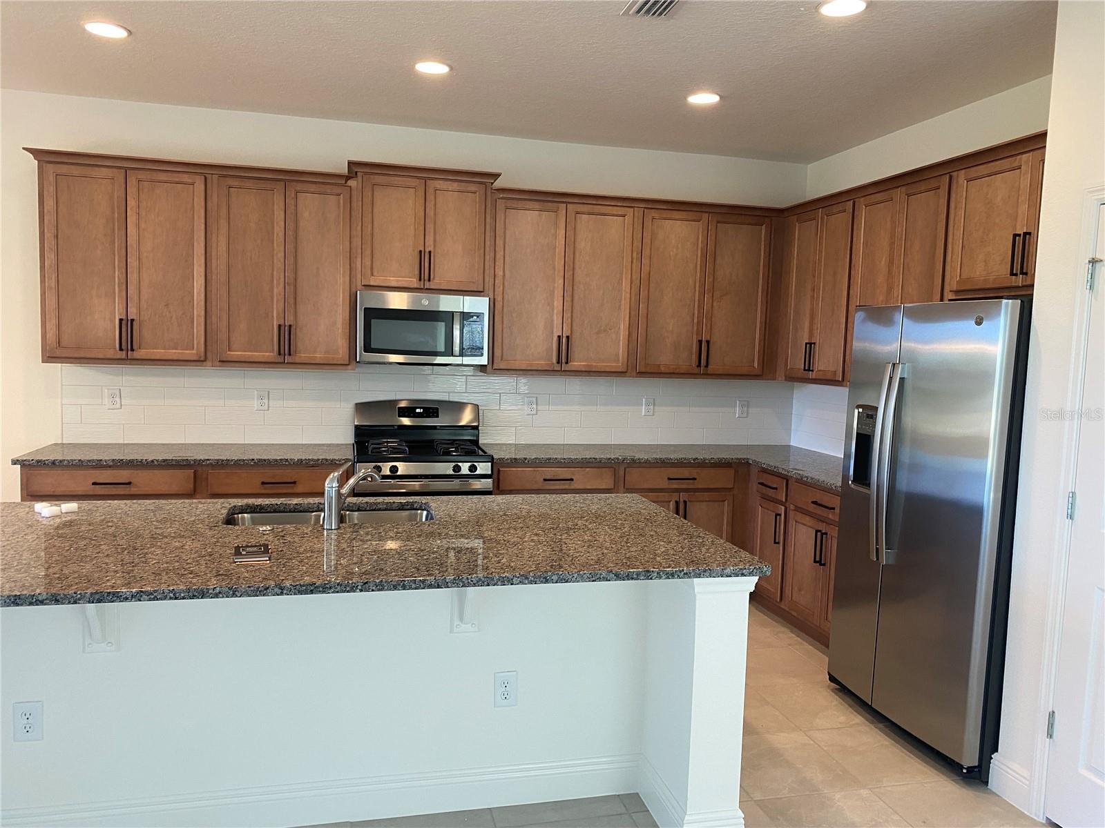 BARGROVE PH I - Residential Lease