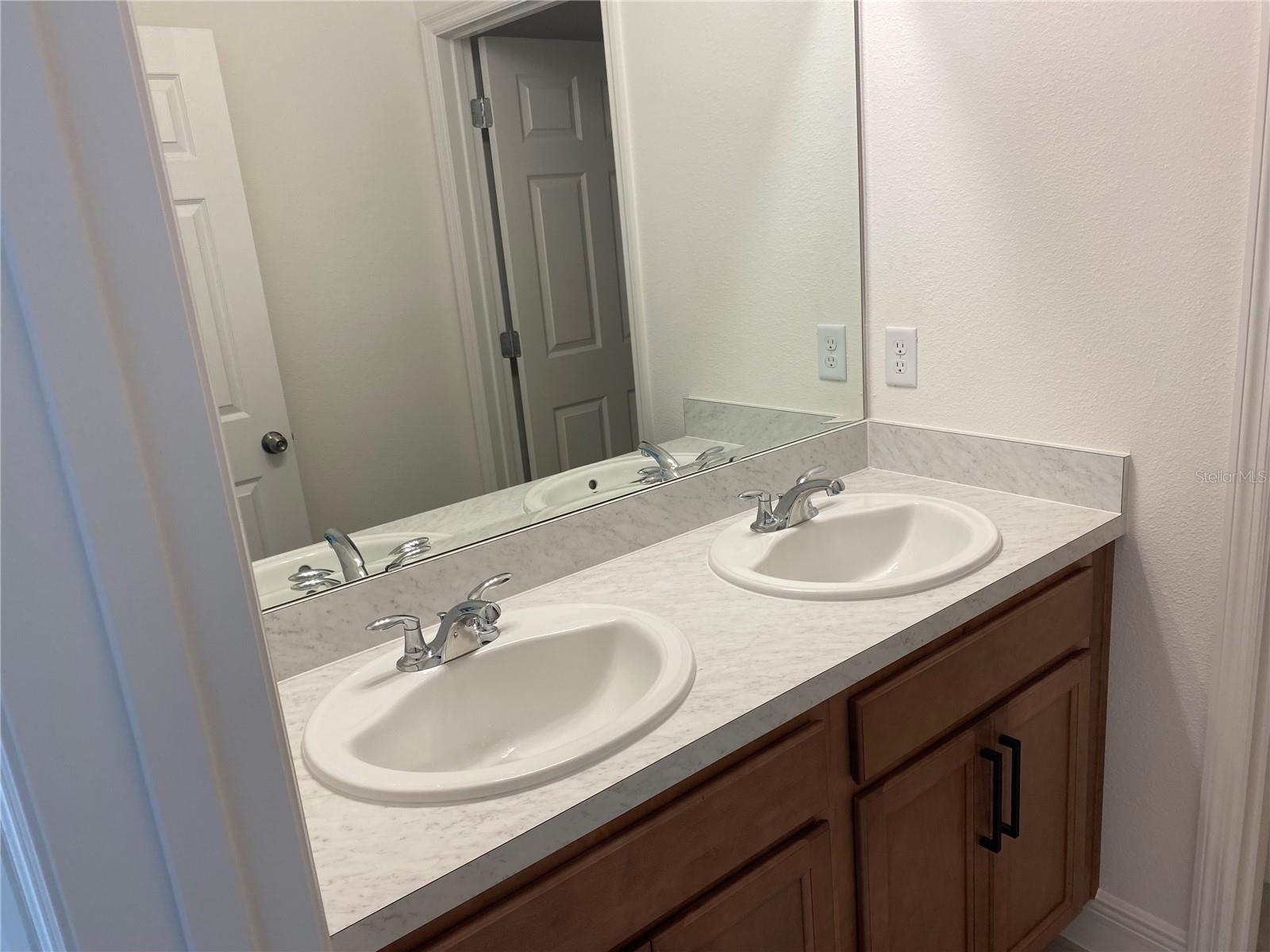 BARGROVE PH I - Residential Lease